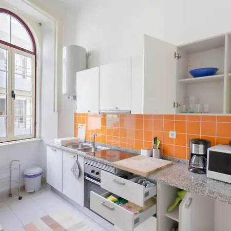 Cozy Apartment At The City Center Figueira da Foz Exterior photo
