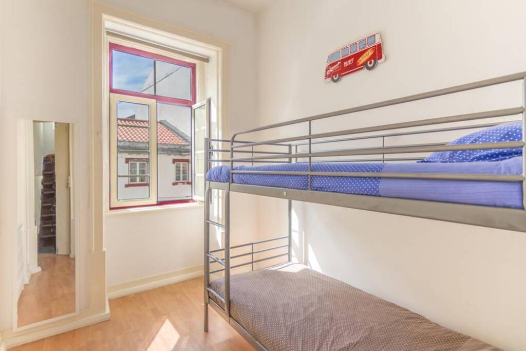 Cozy At The Center Apartment